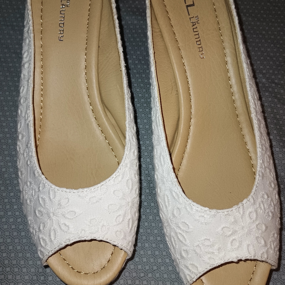 CL by Laundry Women's White Wedge Sandals - Picture 3 of 5